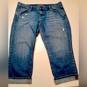 Old Navy The Diva Jeans Size 16 Regular Low-Rise Blue Capri 3/4 Length Denim
